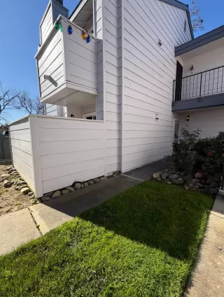 Photo #2: 226008806 Listing 