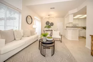 Photo #3: 226008913 Listing 