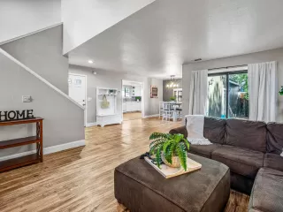 Browse active condo listings in ROYAL HEIGHTS