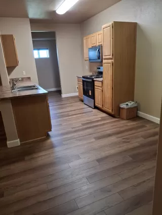 Photo #4: 226009897 Listing