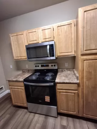 Photo #5: 226009897 Listing