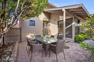 Photo #1: 226009905 Listing