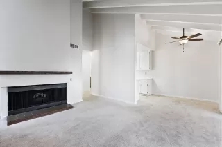 Photo #5: 226010534 Listing