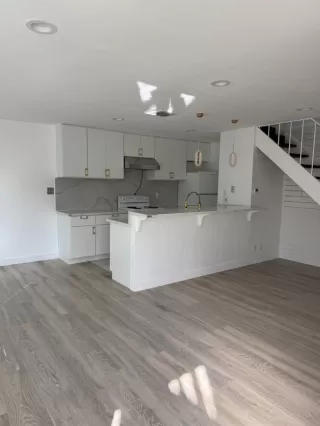 Photo #3: 226010554 Listing 