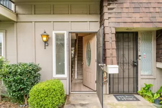 Photo #1: 226010613 Listing 