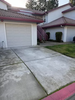 Photo #2: 226010690 Listing