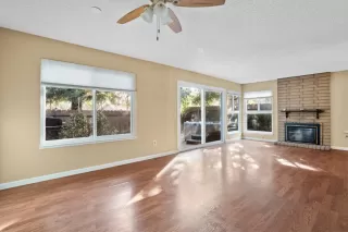 Photo #5: 226010750 Listing