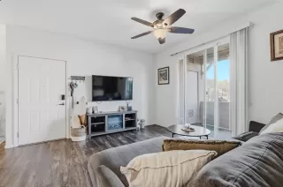 Photo #4: 226011373 Listing 