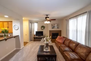 Photo #2: 226011537 Listing 