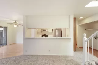 Photo #4: 226011609 Listing 