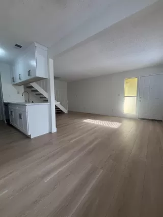 Photo #3: 226011732 Listing