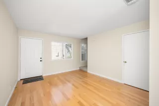 Photo #3: 226011907 Listing 