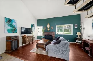 Photo #4: 226011946 Listing 