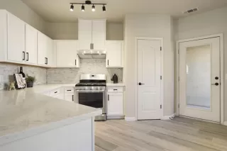 Photo #2: 226011989 Listing 