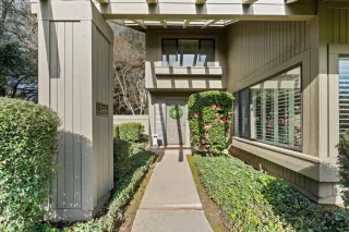 Photo #1: 226012001 Listing