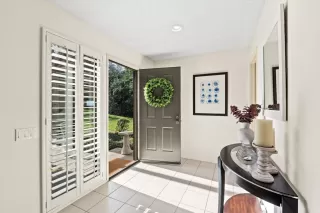 Photo #4: 226012001 Listing