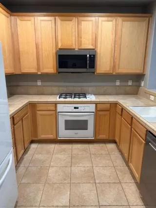 Photo #4: 226012166 Listing