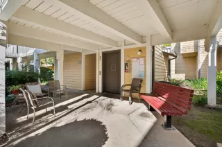 Photo #3: 226012177 Listing 