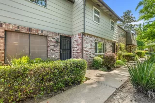 Photo #3: 226012217 Listing 