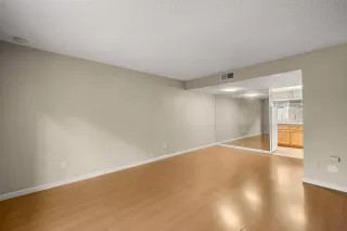 Photo #6: 226012217 Listing 