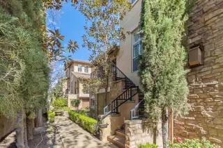 Photo #2: 226012249 Listing 