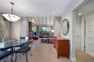 Photo #4: 226012599 Listing 