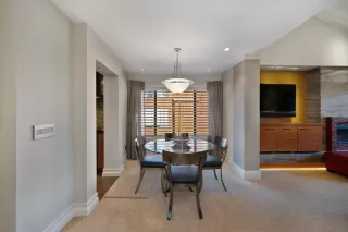 Photo #6: 226012599 Listing 