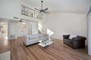 Photo #5: 226012606 Listing 