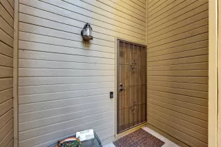 Photo #3: 226012743 Listing 