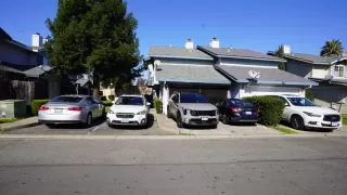 Photo #1: 226012946 Listing 