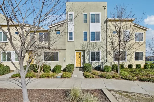 MLS: 226013120 Condo For Sale