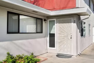 Photo #2: 226013582 Listing 