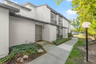 Photo #4: 226013610 Listing 