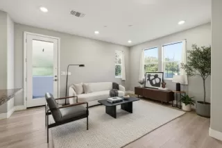 Photo #1: 226014155 Listing 