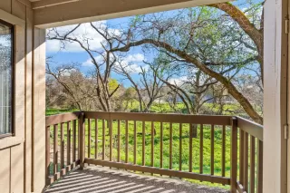 Photo #2: 226014850 Listing 