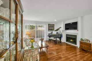 Photo #4: 226015077 Listing 