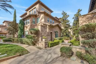 Photo #1: 226015099 Listing 