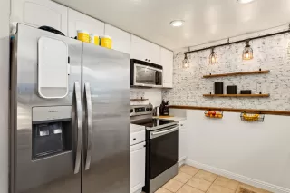 Photo #6: 226015211 Listing 