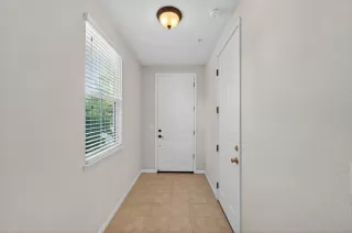 Photo #6: 226015429 Listing 