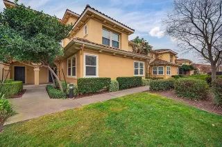 Photo #2: 226015557 Listing 