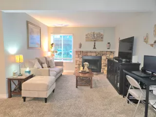 Photo #1: 226015649 Listing 