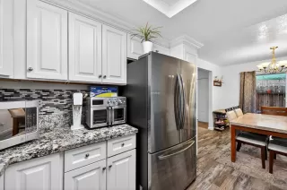 Photo #4: 226015929 Listing 