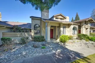 Photo #1: 226016268 Listing