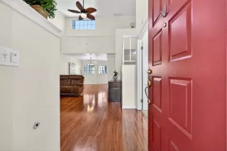 Photo #6: 226016268 Listing