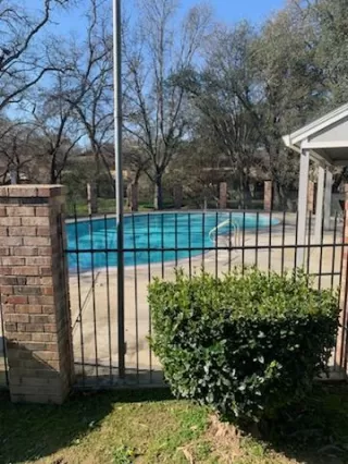 Photo #4: 226016310 Listing 