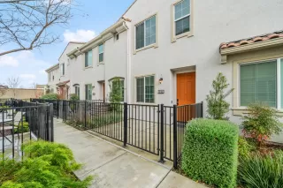 Photo #2: 226016341 Listing 