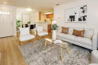 Photo #3: 226016512 Listing