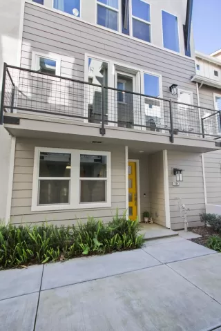 Photo #2: 226016614 Listing 