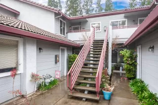 Photo #2: 226017139 Listing 