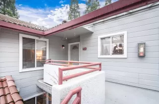 Photo #3: 226017139 Listing 